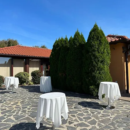Bebek Guest house Filakovo